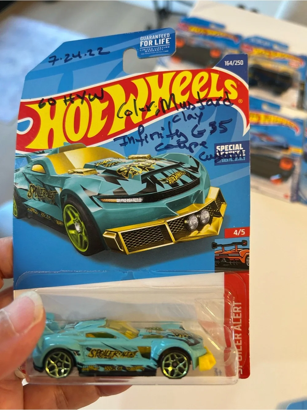 30 Hot Wheels PLUS 29 FREE-MORE Assorted Kids Toy Cars - Mixed Colors. PLEASE RE